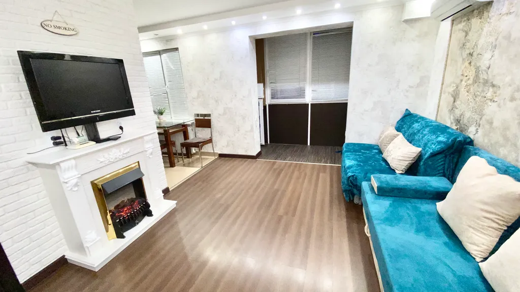 Комфортная 2-к квартира с камином на 50 лет ВЛКСМ