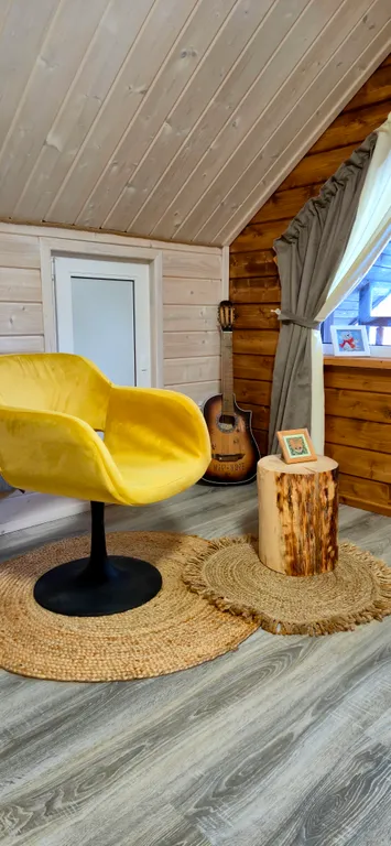 Коттедж Дом с видом на озеро — Крошнозеро