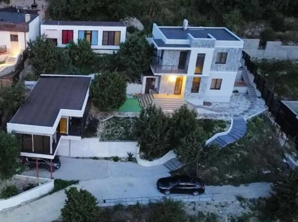 Коттедж Дом на склоне с сауной — аренда посуточно в Абрау-Дюрсо