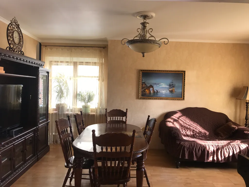 Просторный коттедж для семейного отдыха