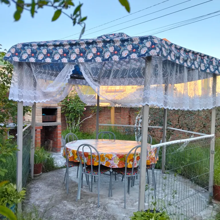 2 комнаты для большой семьи у  Черного моря