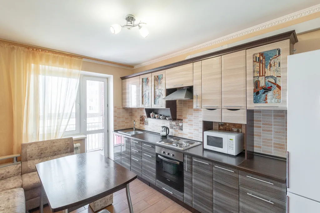 2-комнатная Квартира — аренда посуточно в Омск