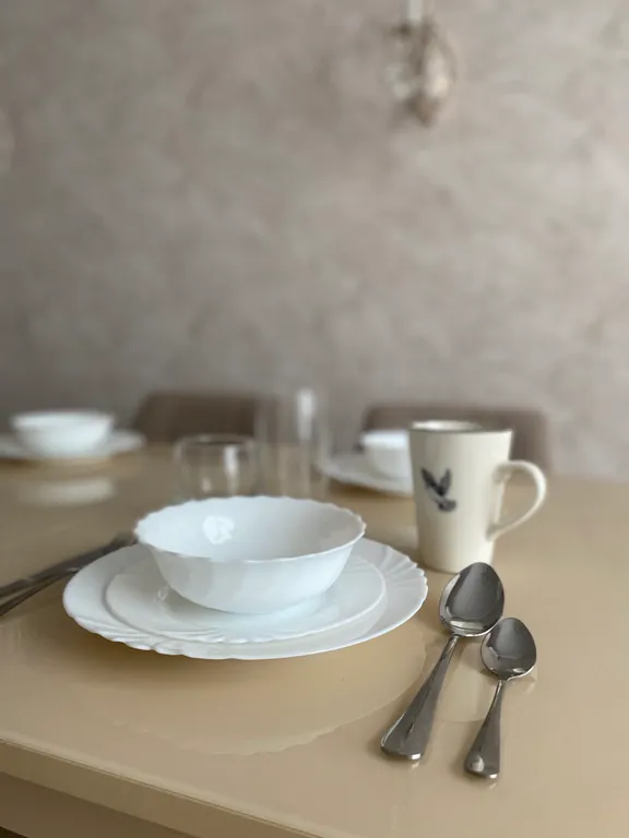 Двухкомнатная квартира с балконом в центре города