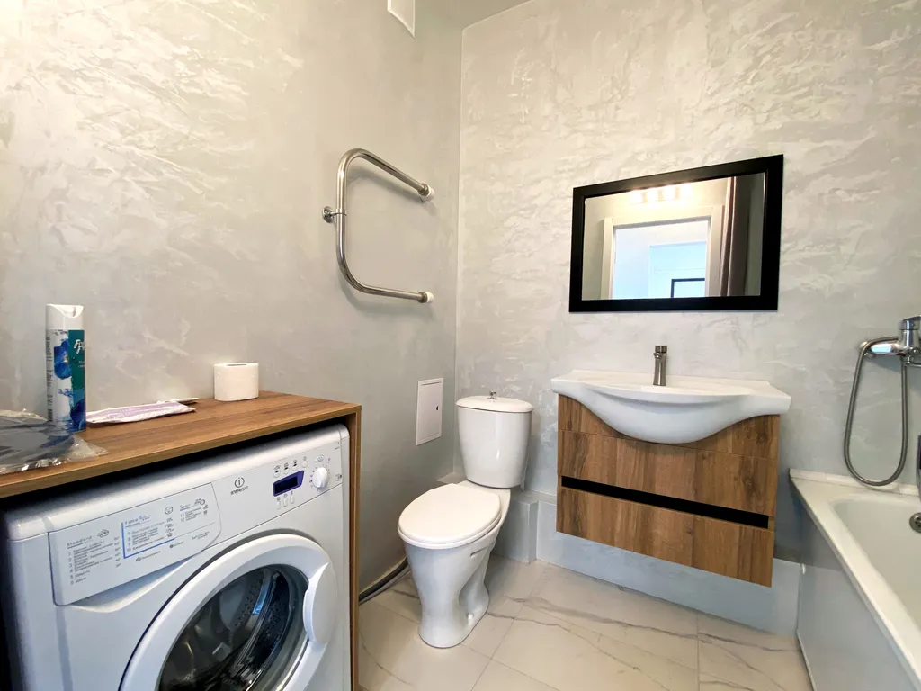 1-комнатная квартира около Города еды