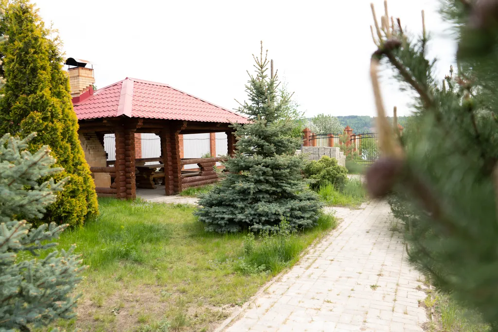 Большой коттедж