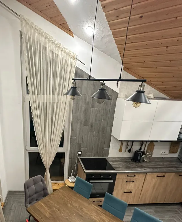 Большой уютный дом