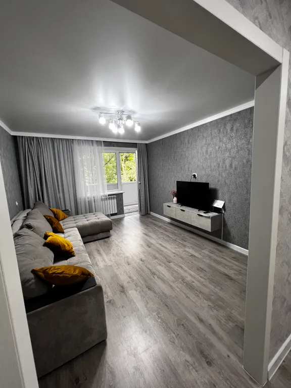 Квартира Трехкомнатная на Горской — аренда посуточно в Минеральные Воды