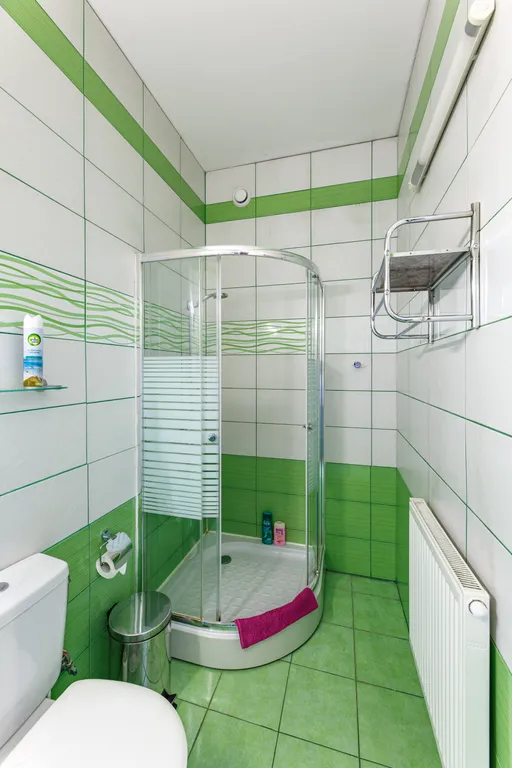 На Каштановой