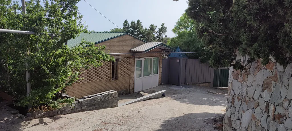 Дом с бассейном Чаир, вид  на море и горы, мангал, беседка, парковка