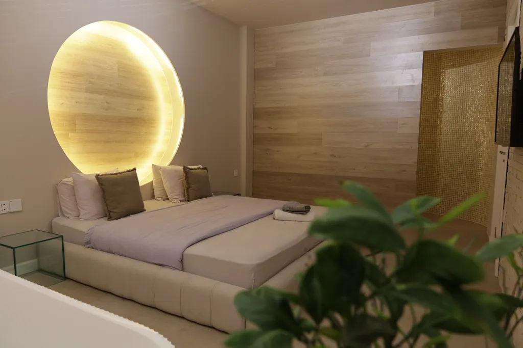 Ambassador apartment