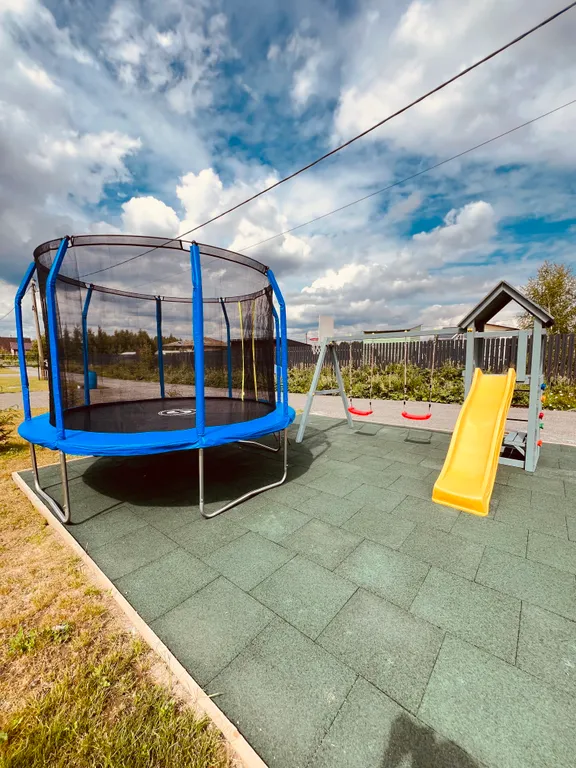 Коттедж Новый комфортабельный дом для отдыха на берегу лесного озера Маролампи — Санкт-Петербург