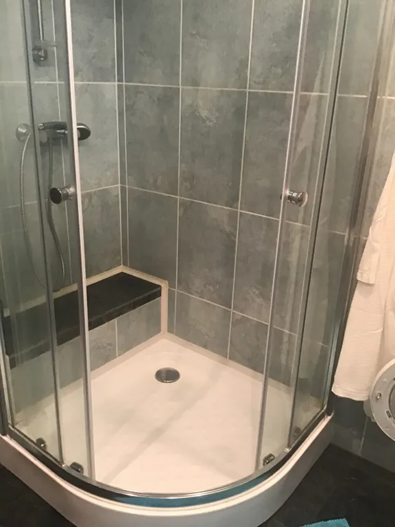 Коттедж Дом с пляжем и баней для посуточного проживания — Приморск