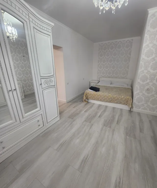 Большой дом с видом на гору