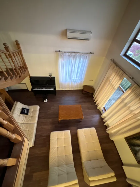 Уютный дом с видом на море