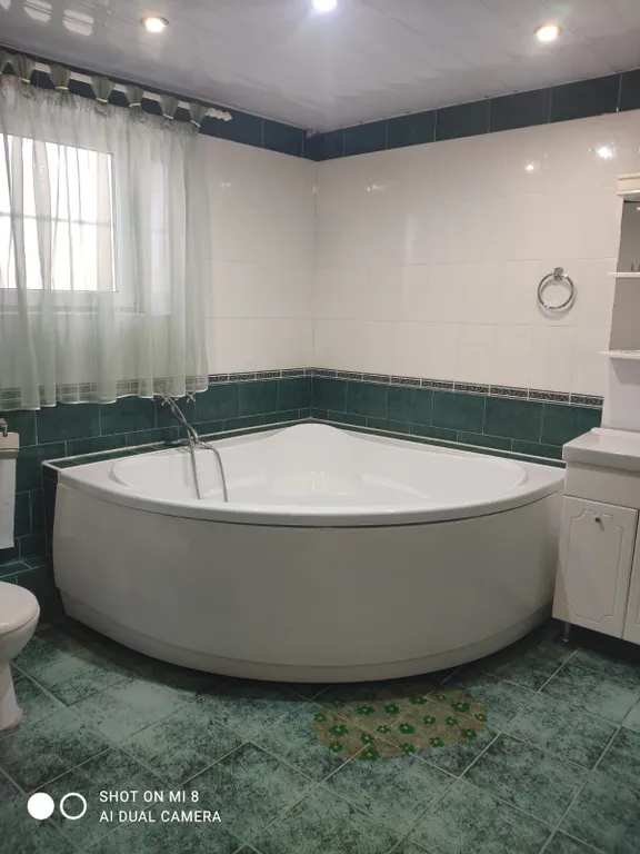 6-комнатный Дом