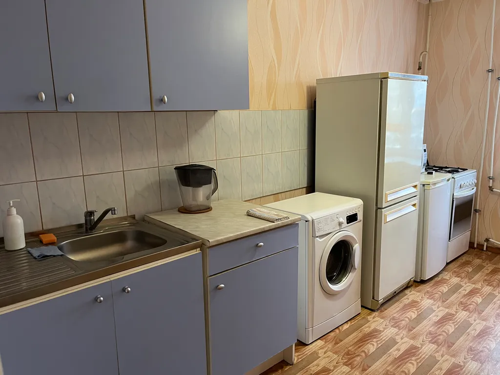 4-комнатная Квартира