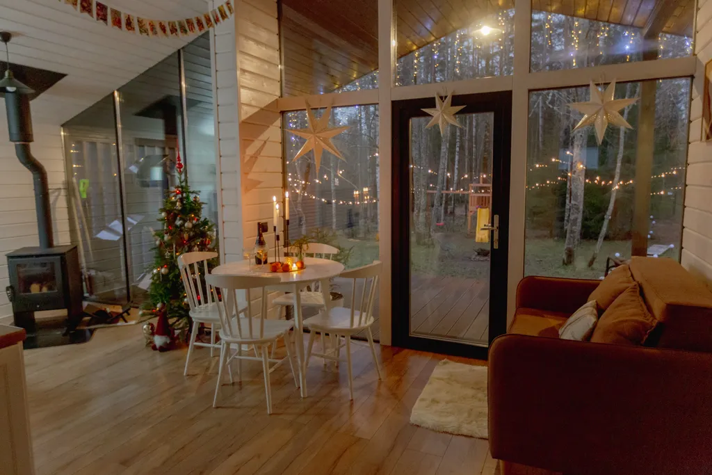 Уютный дом с сауной в лесу