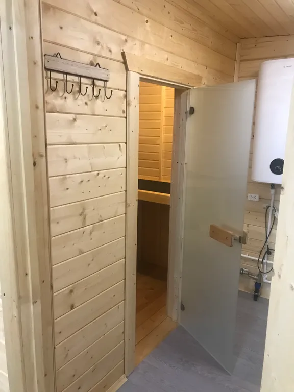 Уютный домик с террасой и сауной