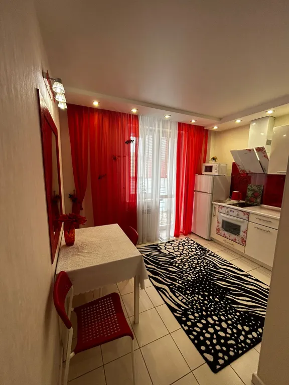 Уютная дизайнерская квартира в новом доме