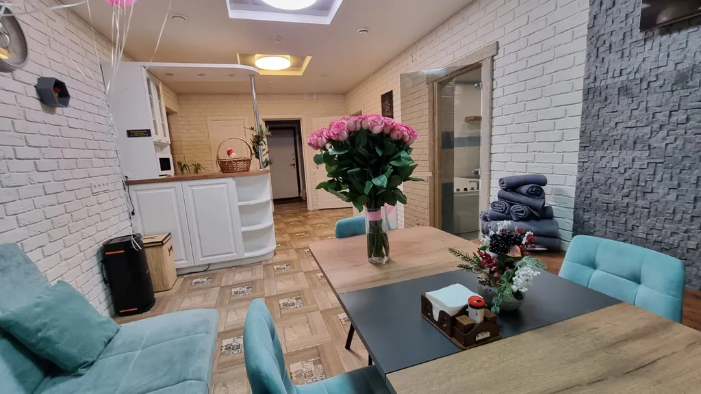 Дом с русской баней, джакузи и уличным чаном