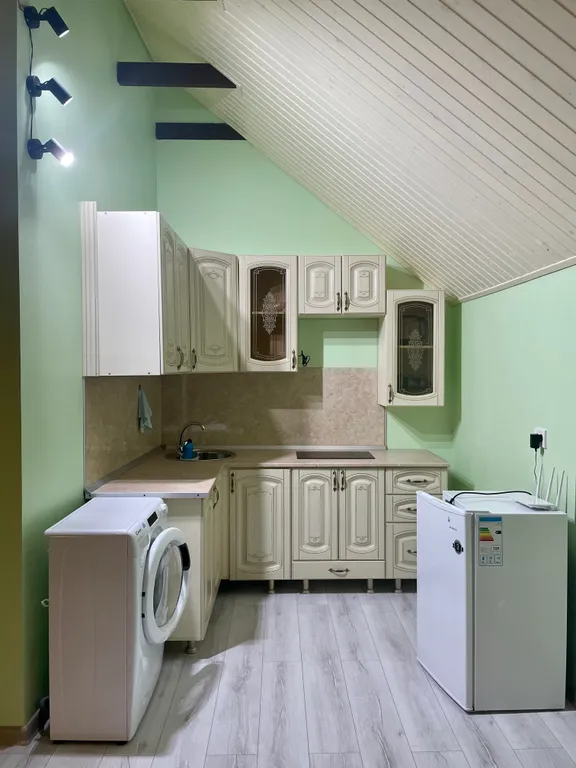 Коттедж Гостевой дом в центре города с парковкой — Дербент