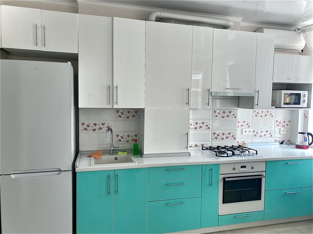 Светлая студия в тихом районе