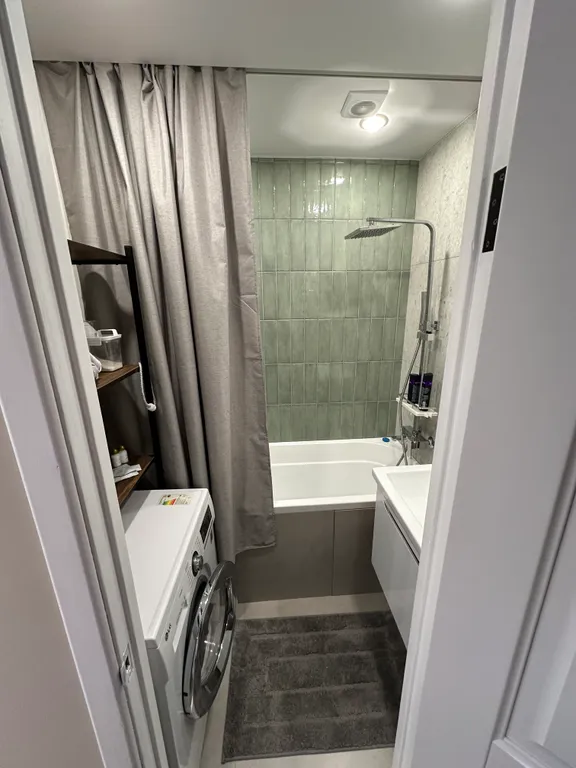 Квартира на набережной с видом на Китай