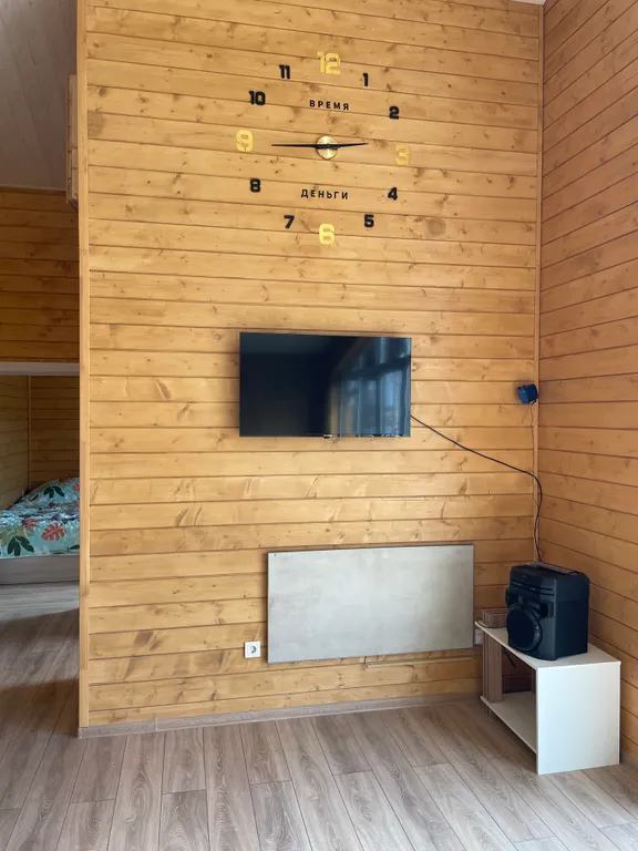 Дом в Лесном на берегу