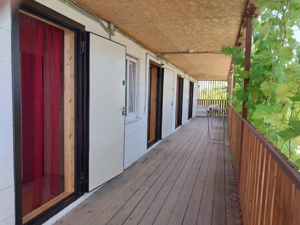 Комната в коттедже на втором этаже