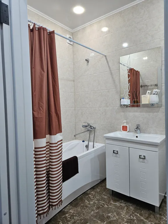 Шикарная квартира рядом с аэропортом, жд вокзал, экспоцентр