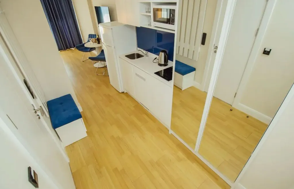 Orbi City View 22-25