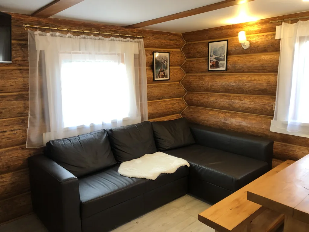 Люкс  двухэтажный с двумя спальнями и  терассой