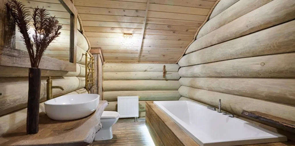 Деревянный коттедж из рубленого соснового бревна