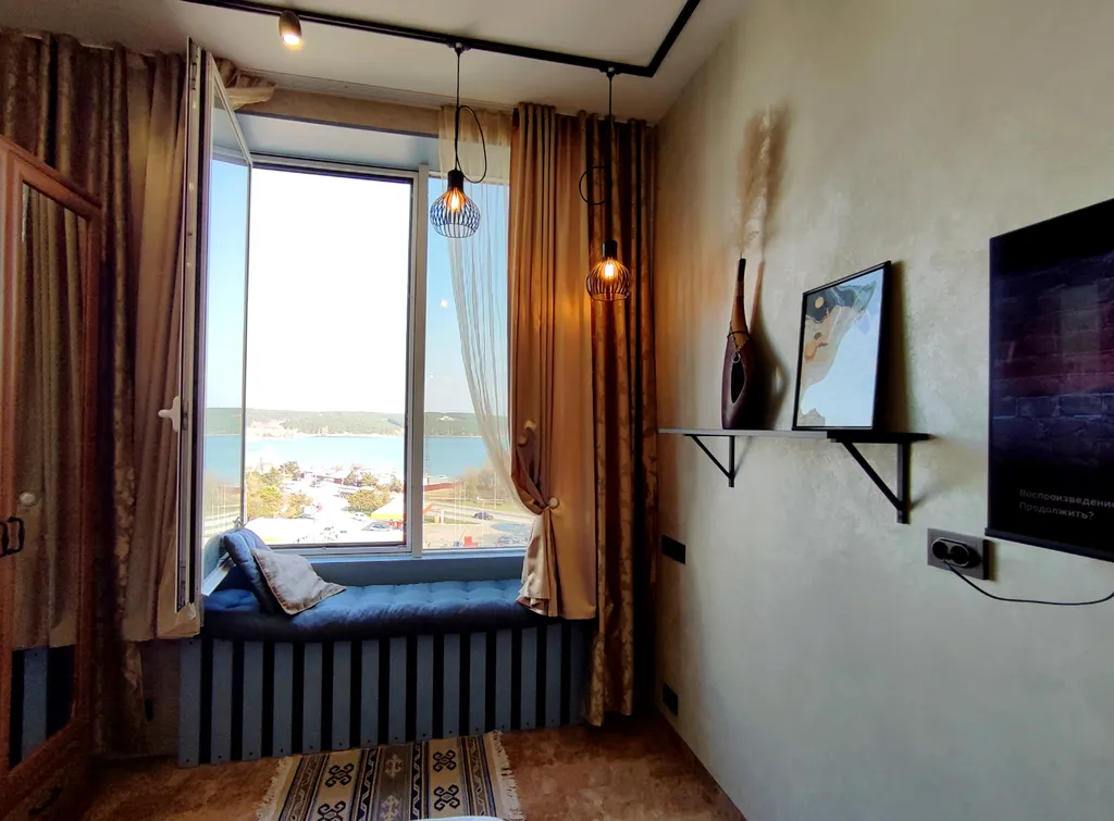 Квартира Уютная студия лофт, с очень красивым видом на горы — аренда посуточно в Симферополь