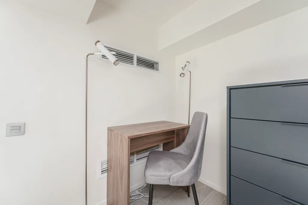 Двухуровневый апартамент на последнем этаже с видом на город и реку