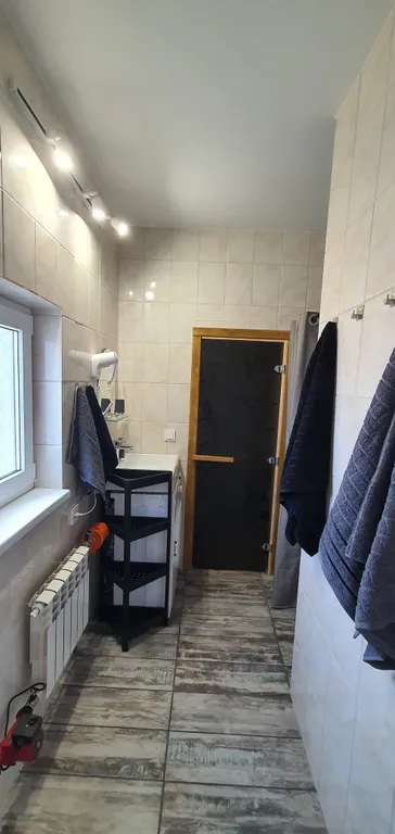 House с панорамной террасой на крыше с видом на море