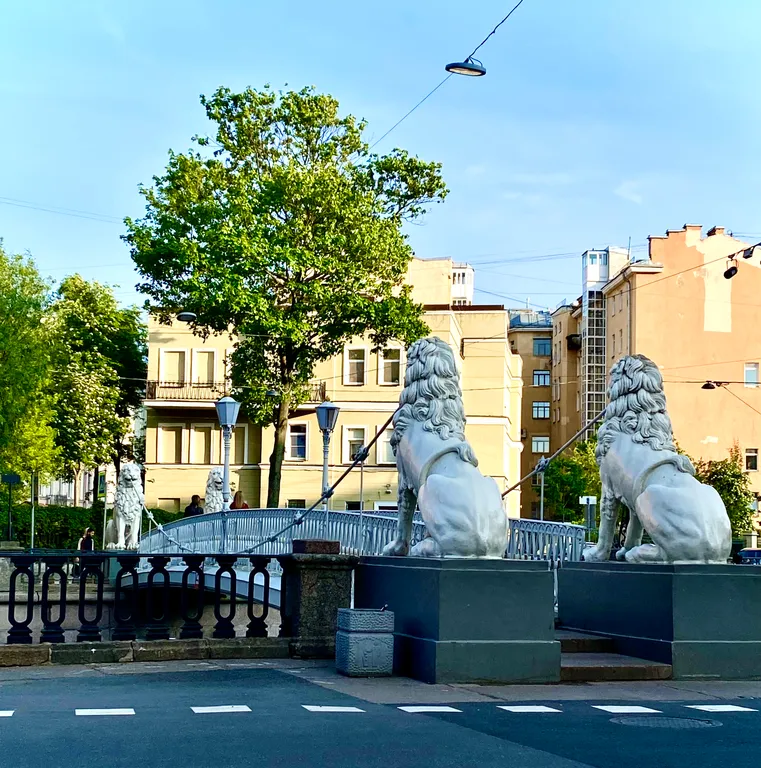 Квартира в центре у метро на канале с Львиным мостом у Мариинского