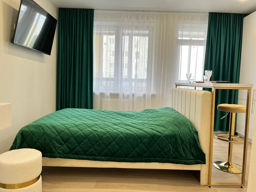 Квартира Дизайнерская студия — аренда посуточно в Братск