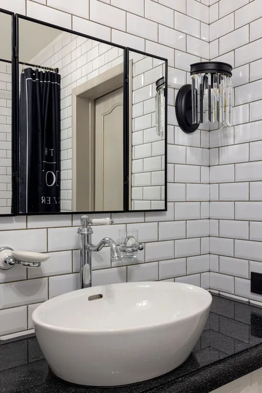 Духкомнатная квартира рядом с метро Электросила