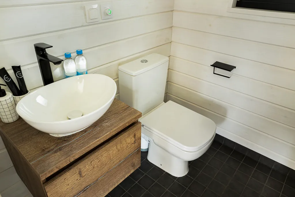 Уютный большой дом с видом на реку