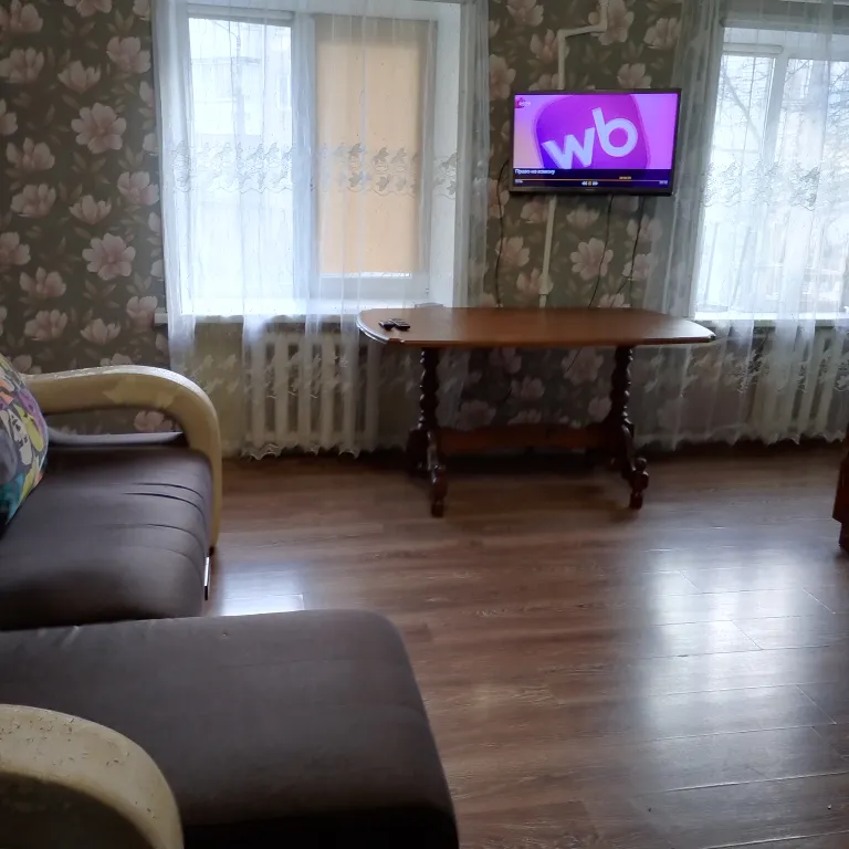 Квартира 2-комнатная Квартира — Артёмовский