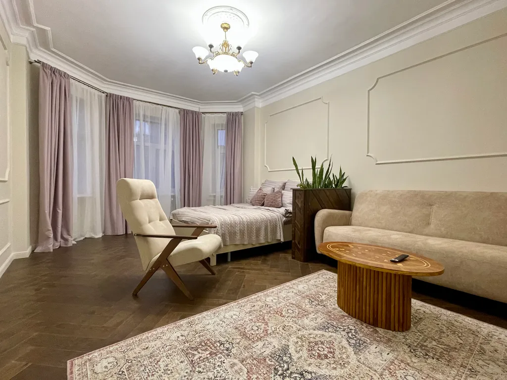 Сталинка у Вокзала