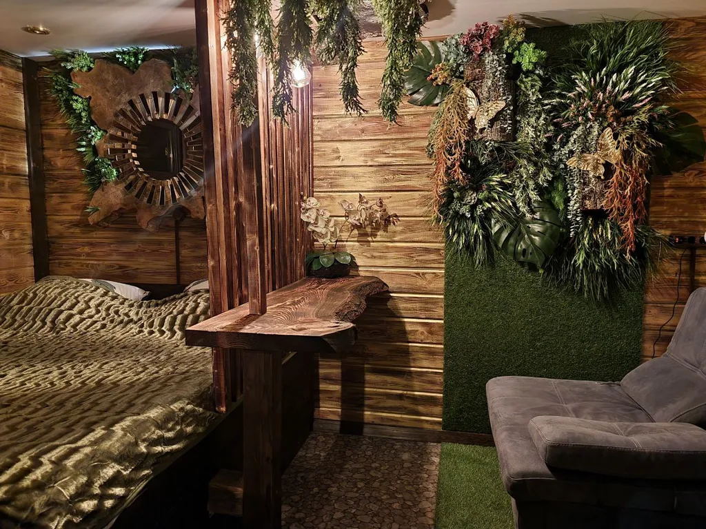 Дом Шилтон Виладж с бассейном, баней и джакузи