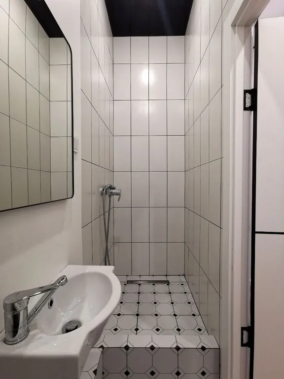 Шикарная студия в новом доме в центре