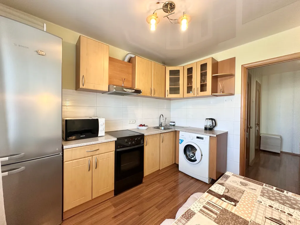 Уютная двухкомнатная на Заре с двумя кроватями