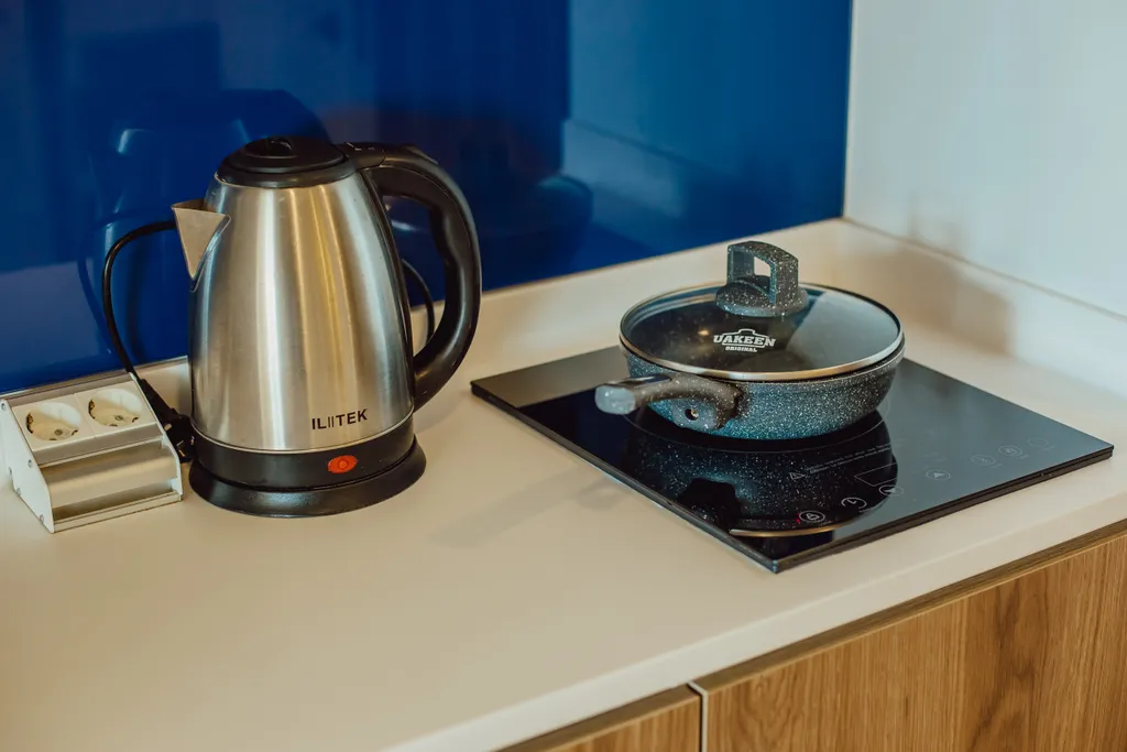 Студия с видом на море