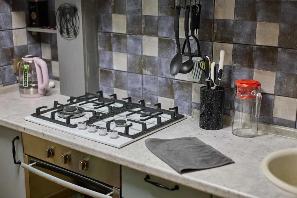 6-местные апартаменты рядом с УГМК и киностудией