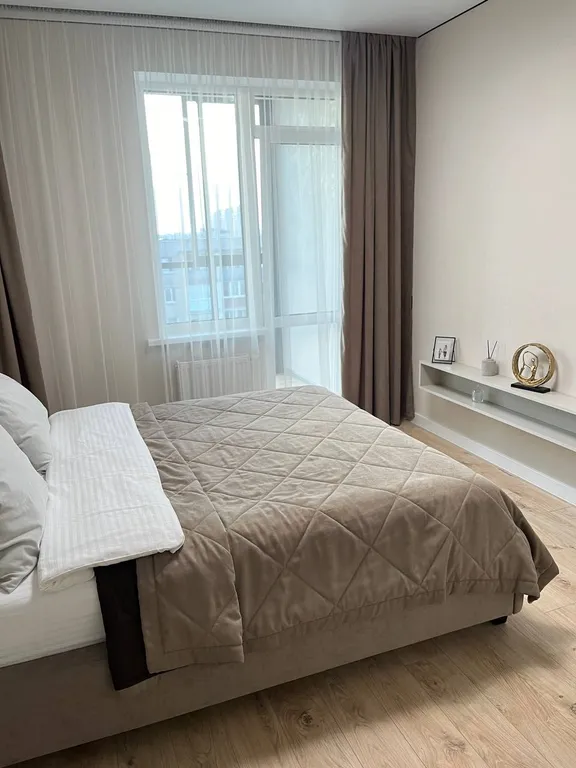 Уютная 2-комнатная квартира с большим камином рядом с центром города