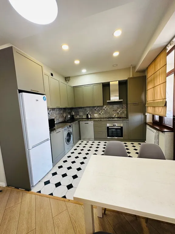 3-комнатная элитная квартира в центре города