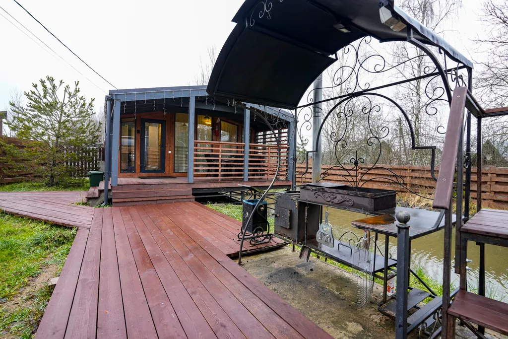 Уютный дом с чаном